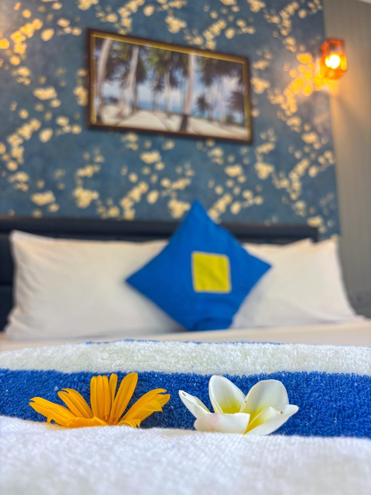 Mathiveri Thundi Inn Екстериор снимка