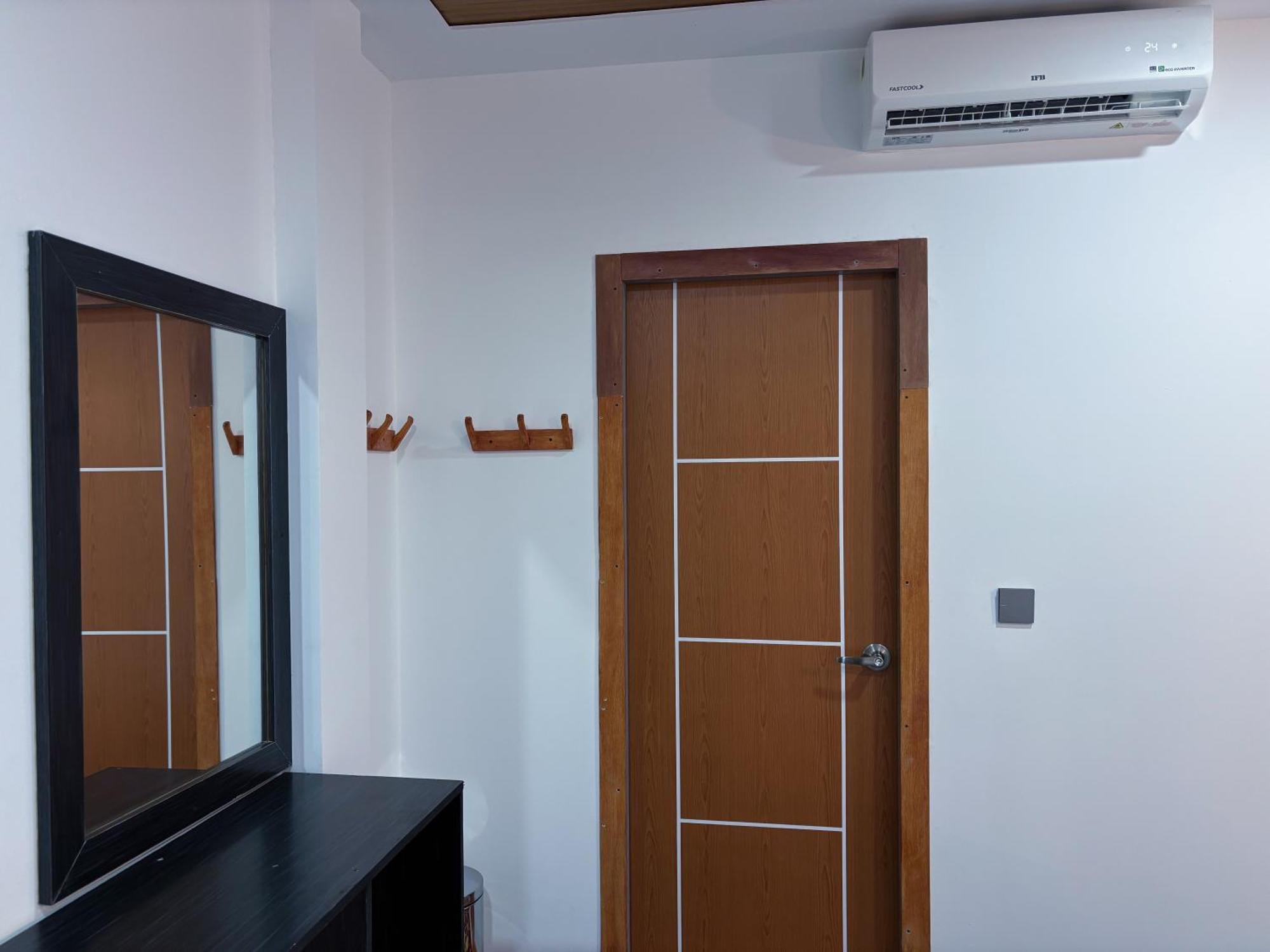 Mathiveri Thundi Inn Екстериор снимка